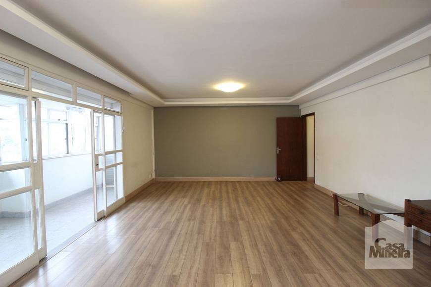 Foto 1 de Apartamento com 3 Quartos à venda, 180m² em Santa Lúcia, Belo Horizonte