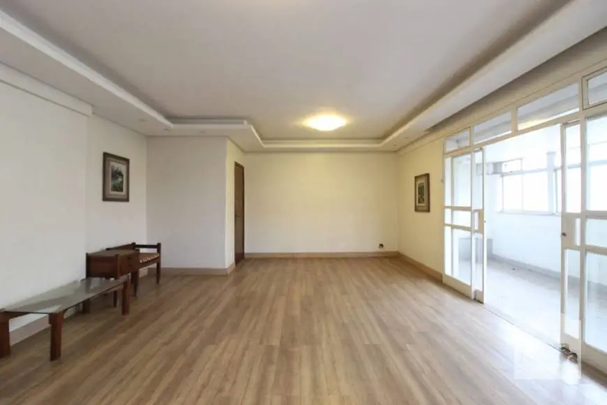 Foto 2 de Apartamento com 3 Quartos à venda, 180m² em Santa Lúcia, Belo Horizonte