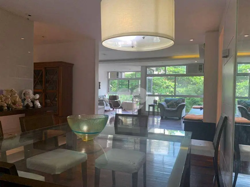 Foto 2 de Apartamento com 3 Quartos para alugar, 166m² em São Conrado, Rio de Janeiro