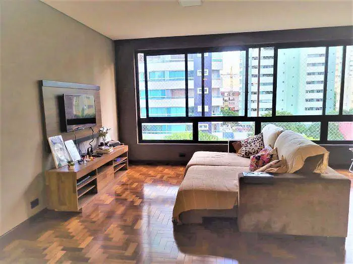 Foto 1 de Apartamento com 3 Quartos à venda, 130m² em Zona 01, Maringá