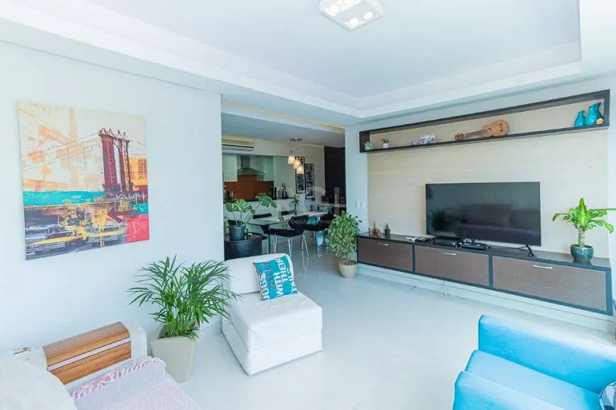 Foto 2 de Apartamento com 4 Quartos à venda, 97m² em Boa Vista, Porto Alegre