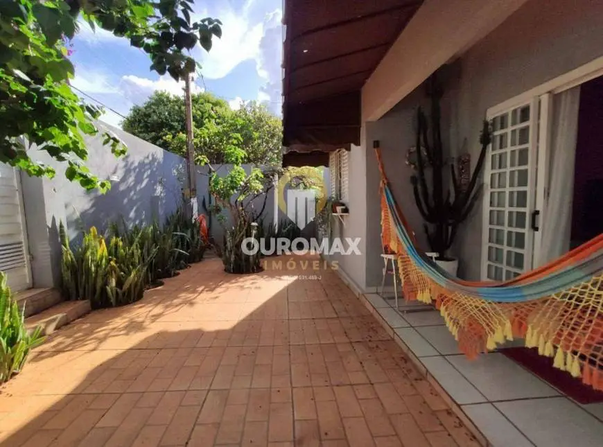 Foto 5 de Casa com 2 Quartos à venda, 148m² em Parque Pacheco Chaves, Ourinhos