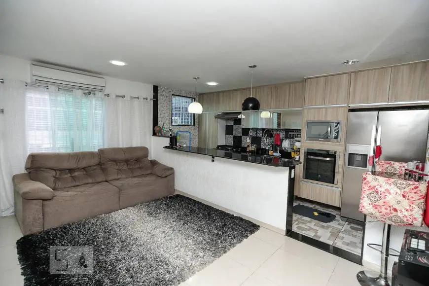Foto 1 de Casa com 2 Quartos para alugar, 200m² em Piedade, Rio de Janeiro