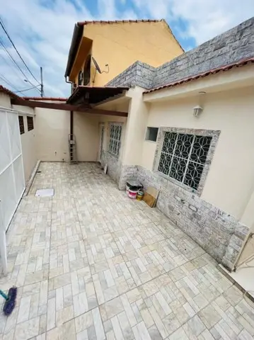 Foto 1 de Casa com 2 Quartos à venda, 130m² em Tabuazeiro, Vitória