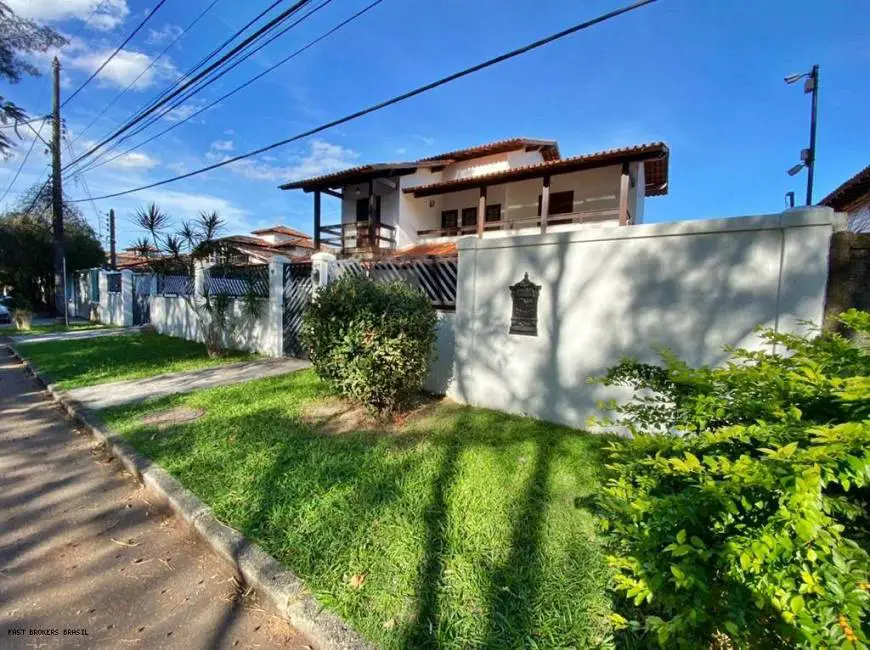 Foto 3 de Casa com 3 Quartos à venda, 700m² em Camboinhas, Niterói