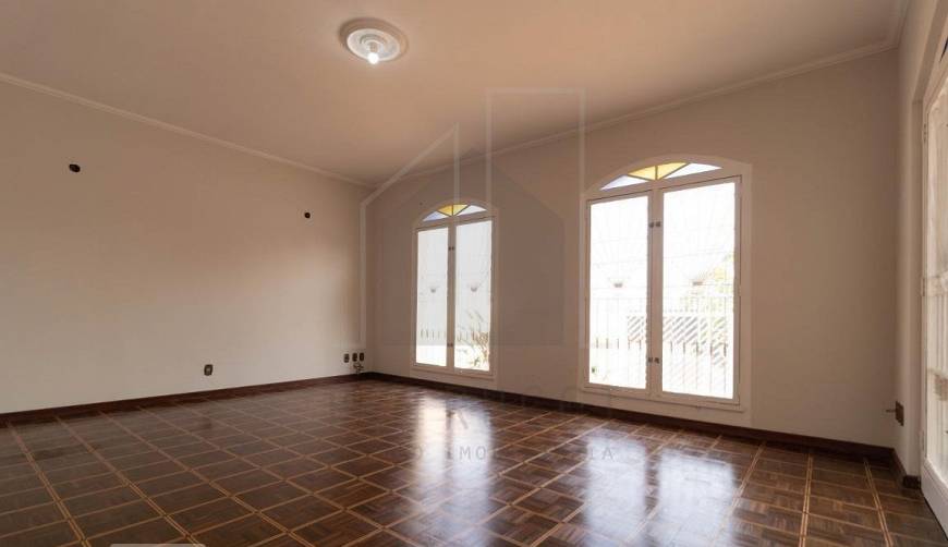 Foto 3 de Casa com 3 Quartos à venda, 250m² em Vila Nogueira, Campinas