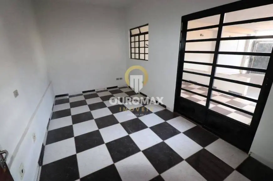 Foto 5 de Casa com 3 Quartos à venda, 203m² em Vila Perino, Ourinhos