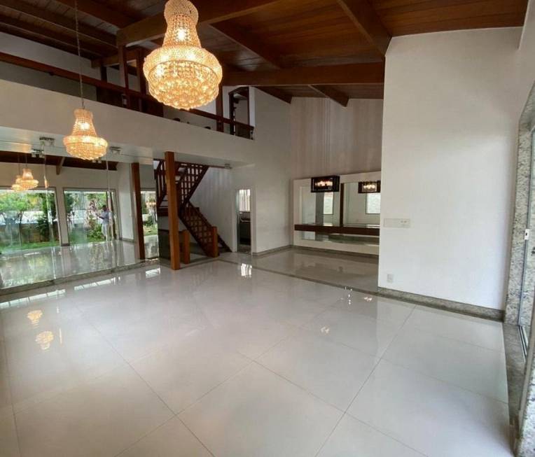 Foto 3 de Casa com 4 Quartos à venda, 360m² em Dona Clara, Belo Horizonte