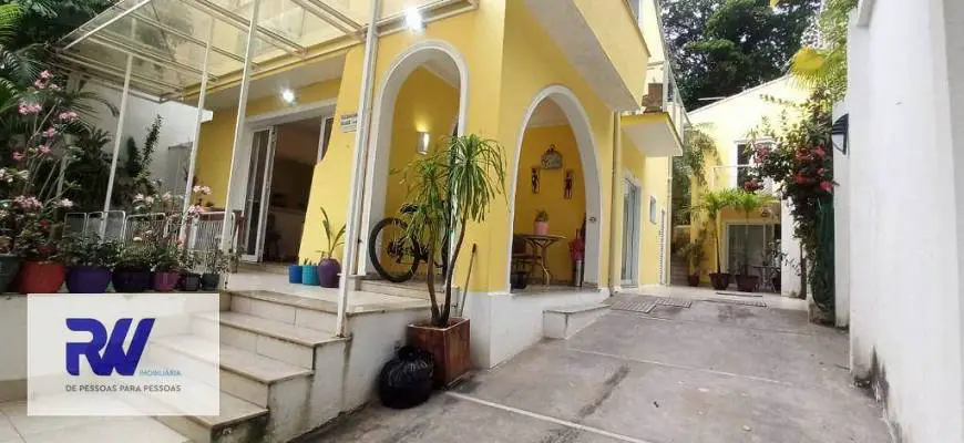 Foto 1 de Casa com 8 Quartos à venda, 408m² em Barra, Salvador