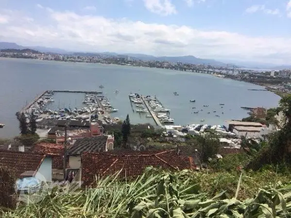Foto 1 de Lote/Terreno à venda, 210m² em José Mendes, Florianópolis