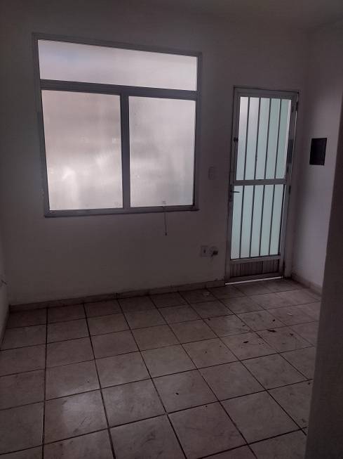 Foto 2 de Sobrado com 1 Quarto para alugar, 45m² em Santíssimo, Rio de Janeiro
