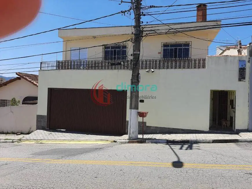 Foto 1 de Sobrado com 3 Quartos à venda, 250m² em Vila Oliveira, Mogi das Cruzes