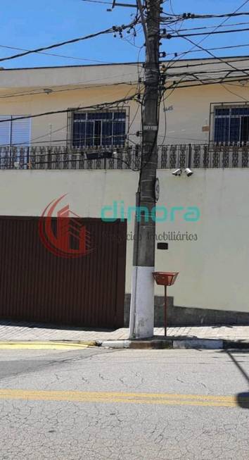 Foto 2 de Sobrado com 3 Quartos à venda, 250m² em Vila Oliveira, Mogi das Cruzes