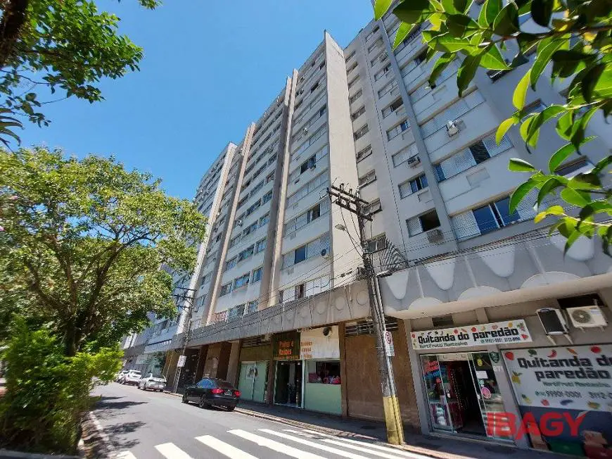 Foto 1 de Apartamento com 1 Quarto para alugar, 43m² em Centro, Florianópolis