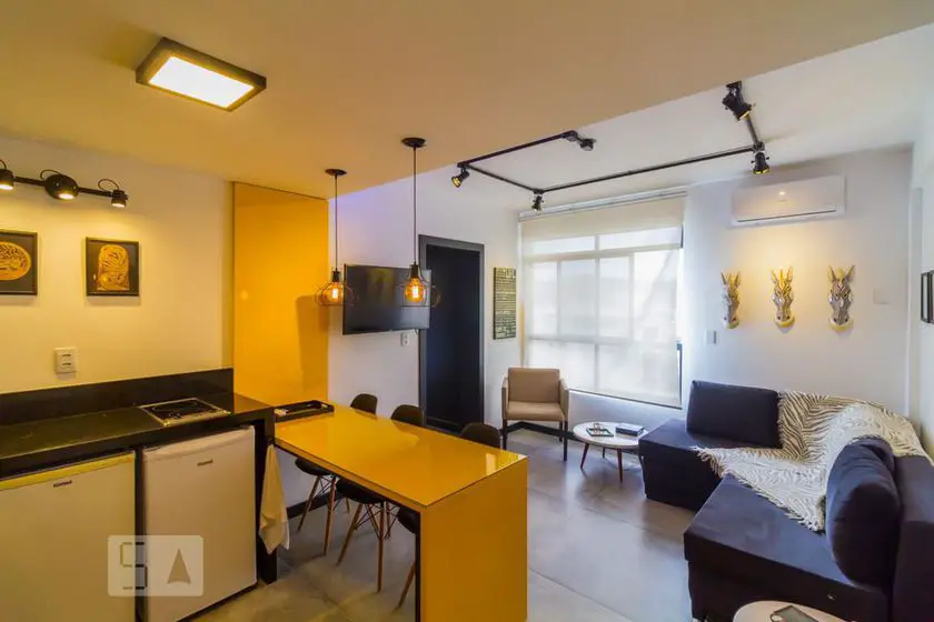 Foto 2 de Apartamento com 1 Quarto para alugar, 43m² em Centro, Florianópolis