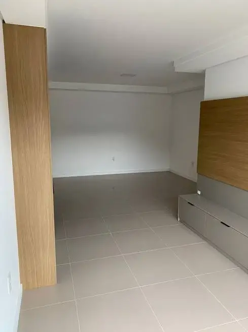 Foto 4 de Apartamento com 2 Quartos para alugar, 62m² em Centro, Balneário Camboriú