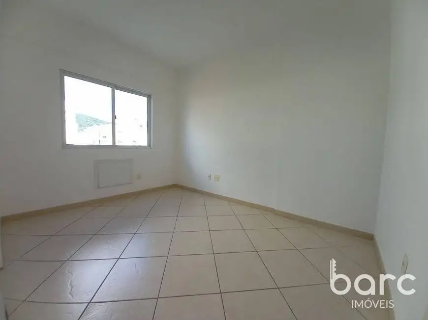 Foto 3 de Apartamento com 2 Quartos para alugar, 78m² em Centro, Balneário Camboriú