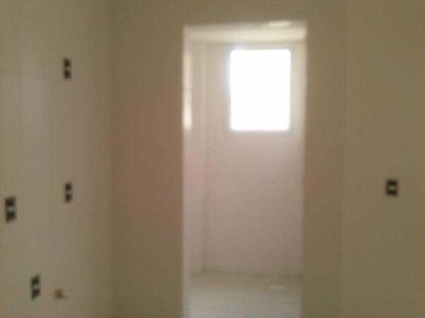 Foto 2 de Apartamento com 2 Quartos para alugar, 70m² em Glória, Joinville