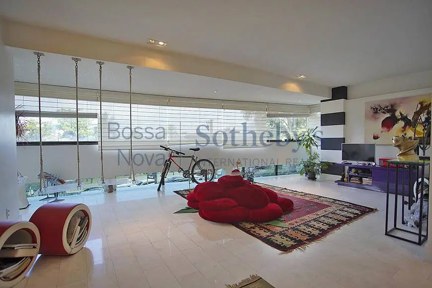 Foto 1 de Apartamento com 2 Quartos à venda, 144m² em Lagoa, Rio de Janeiro