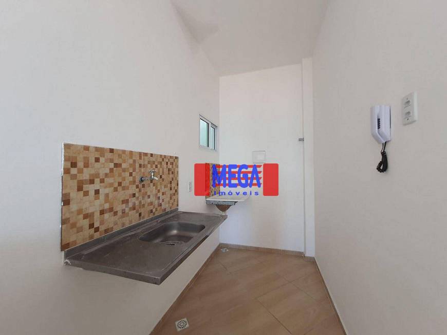 Foto 4 de Apartamento com 2 Quartos para alugar, 60m² em Parangaba, Fortaleza