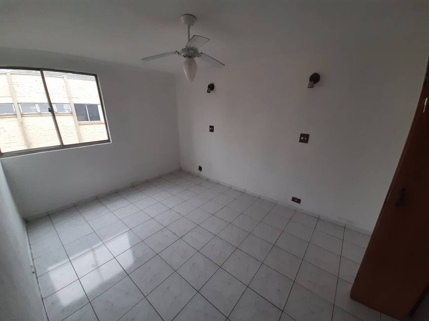 Foto 2 de Apartamento com 2 Quartos para alugar, 65m² em Vila Siqueira, São Paulo
