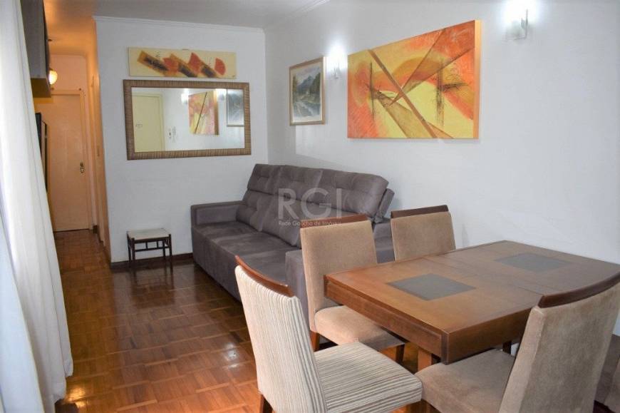 Foto 2 de Apartamento com 3 Quartos à venda, 73m² em Centro, Porto Alegre