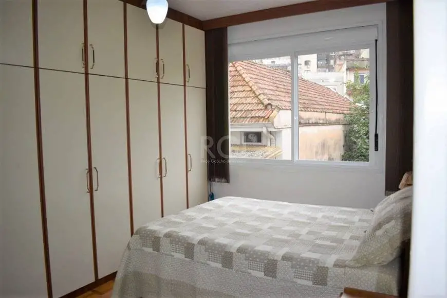 Foto 5 de Apartamento com 3 Quartos à venda, 73m² em Centro, Porto Alegre