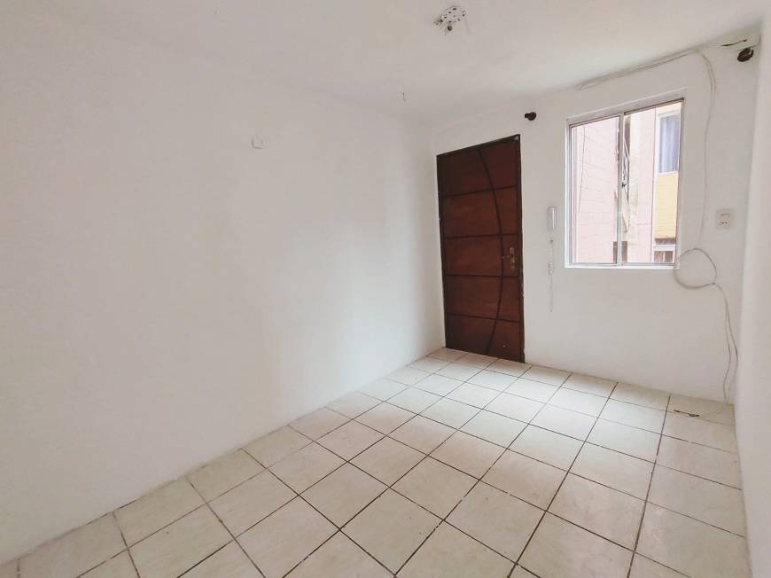 Foto 1 de Apartamento com 3 Quartos para alugar, 56m² em Conjunto Habitacional Presidente Castelo Branco, Carapicuíba