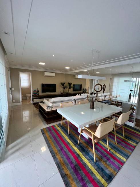 Foto 1 de Apartamento com 3 Quartos à venda, 155m² em Empresarial 18 do Forte, Barueri