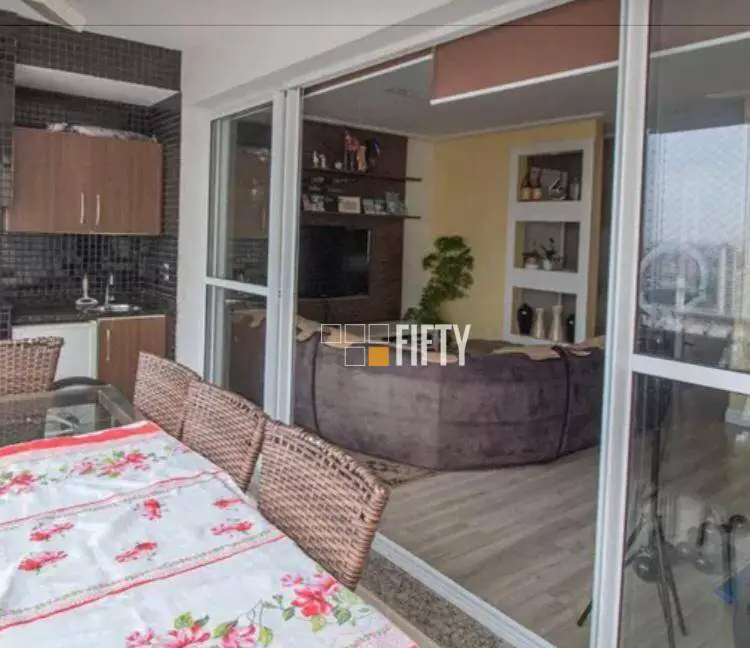 Foto 2 de Apartamento com 3 Quartos à venda, 121m² em Granja Julieta, São Paulo