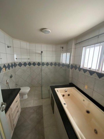 Foto 2 de Apartamento com 3 Quartos para alugar, 228m² em Jardim das Américas, Cuiabá