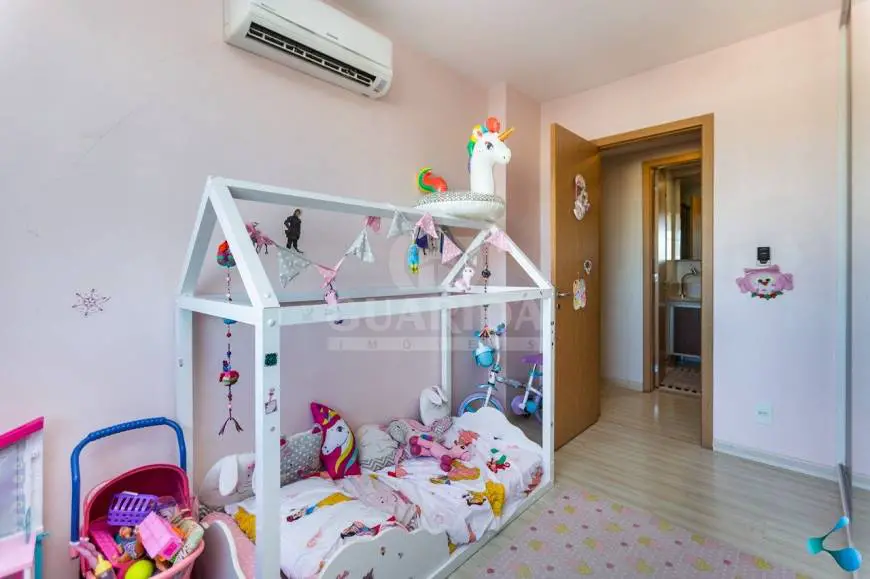 Foto 5 de Apartamento com 3 Quartos à venda, 82m² em Jardim Lindóia, Porto Alegre