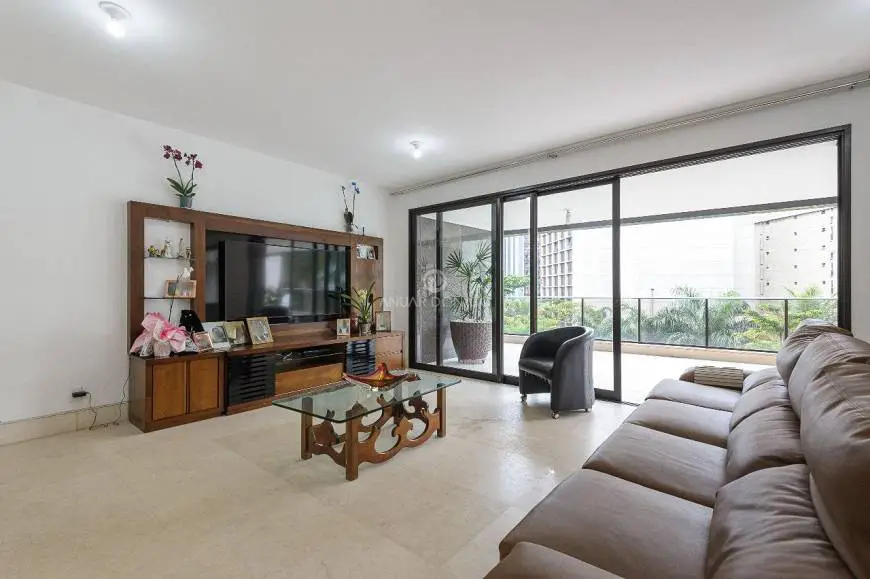 Foto 4 de Apartamento com 4 Quartos para alugar, 274m² em Funcionários, Belo Horizonte