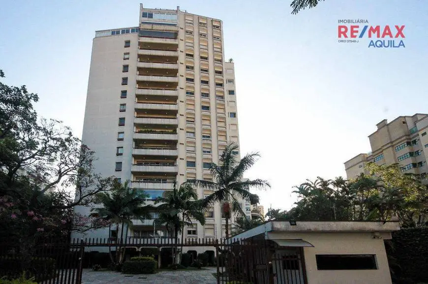 Foto 3 de Apartamento com 4 Quartos à venda, 362m² em Jardim Fonte do Morumbi , São Paulo