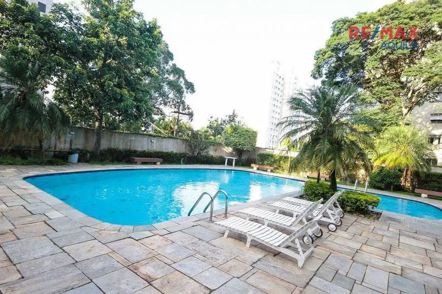 Foto 5 de Apartamento com 4 Quartos à venda, 362m² em Jardim Fonte do Morumbi , São Paulo