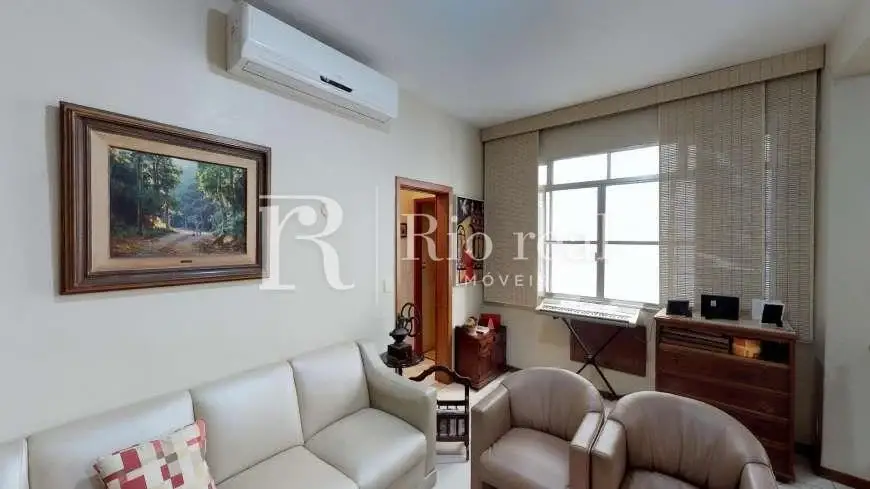 Foto 1 de Apartamento com 4 Quartos à venda, 114m² em Leblon, Rio de Janeiro
