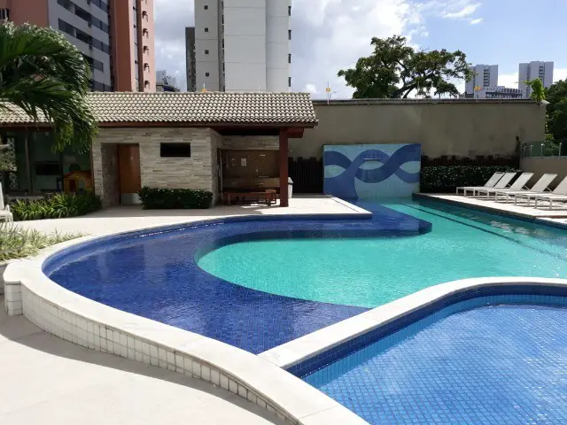 Foto 1 de Apartamento com 4 Quartos à venda, 134m² em Madalena, Recife