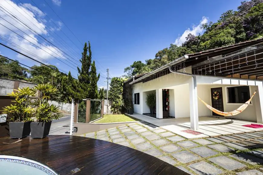 Foto 1 de Casa com 3 Quartos à venda, 122m² em Garcia, Blumenau
