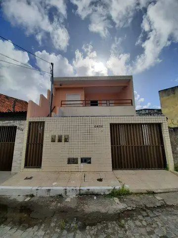 Foto 1 de Casa com 3 Quartos para alugar, 10m² em Grageru, Aracaju