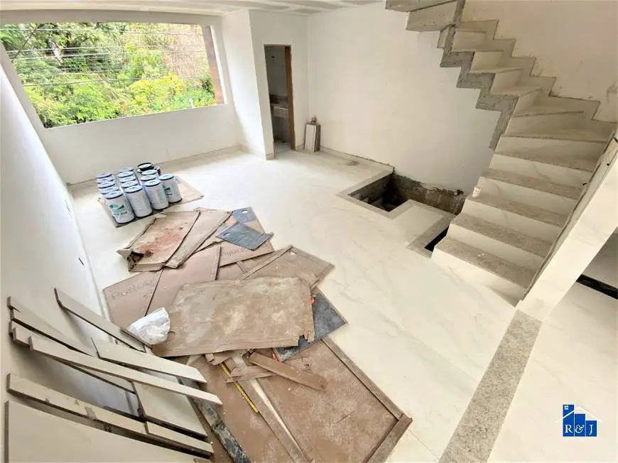 Foto 5 de Casa com 3 Quartos à venda, 250m² em Itapoã, Belo Horizonte