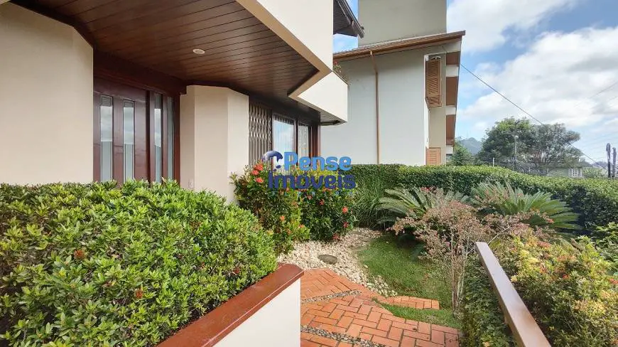 Foto 5 de Casa com 4 Quartos à venda, 226m² em Pantanal, Florianópolis