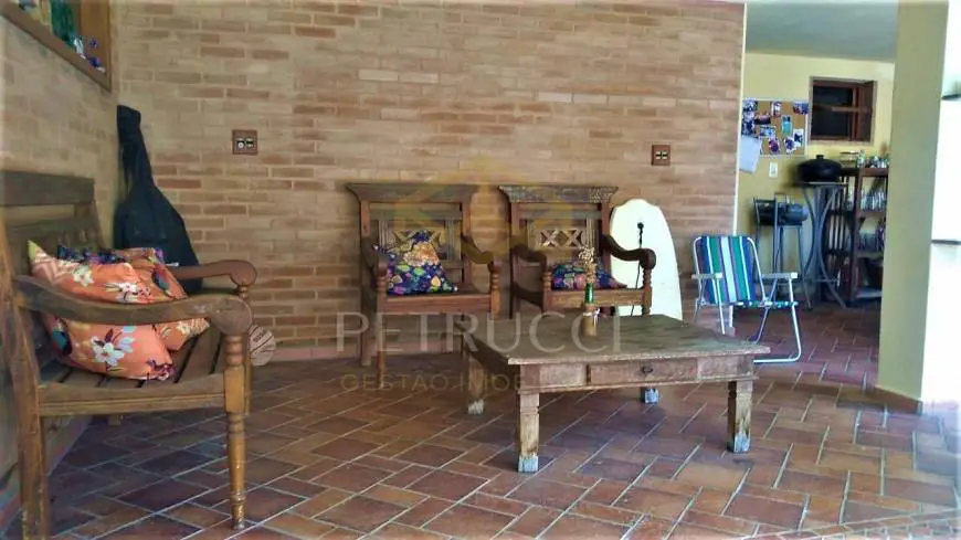 Foto 3 de Casa de Condomínio com 3 Quartos à venda, 321m² em Santa Cruz, Valinhos