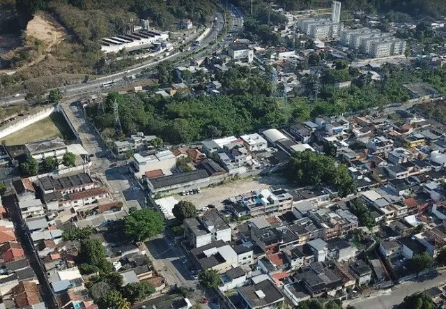 Foto 2 de Lote/Terreno à venda, 3960m² em Piedade, Rio de Janeiro