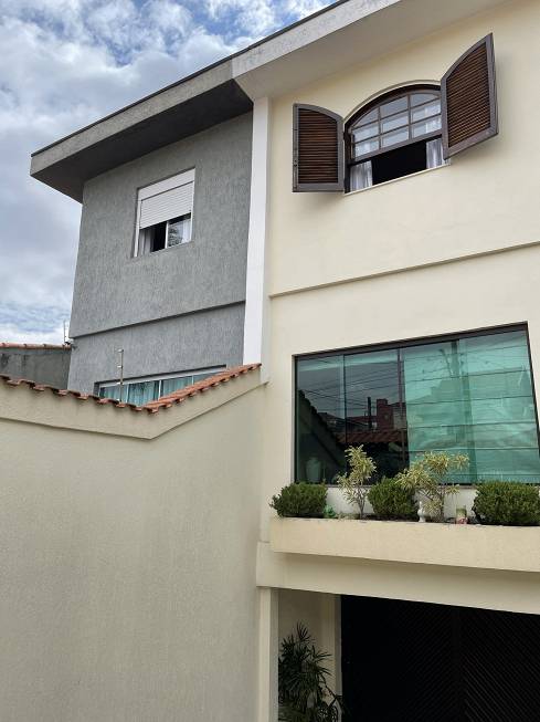 Foto 1 de Sobrado com 3 Quartos à venda, 250m² em Vila Lucia, São Paulo