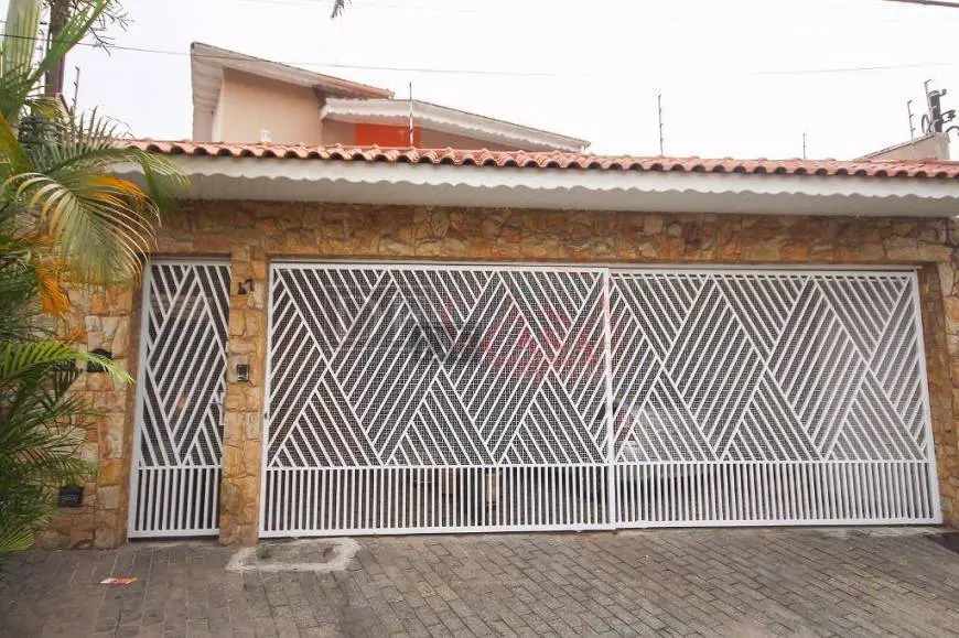 Foto 1 de Sobrado com 4 Quartos à venda, 216m² em Vila Carrão, São Paulo