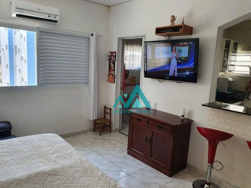 Foto 1 de Apartamento com 1 Quarto à venda, 27m² em Gonzaga, Santos