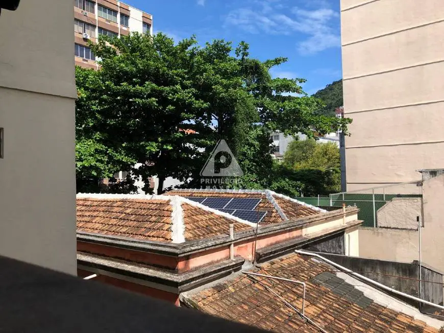 Foto 2 de Apartamento com 1 Quarto à venda, 59m² em Humaitá, Rio de Janeiro