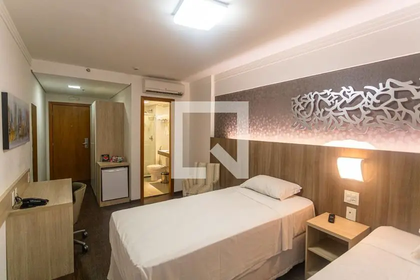 Foto 4 de Apartamento com 1 Quarto para alugar, 28m² em Indaiá, Belo Horizonte