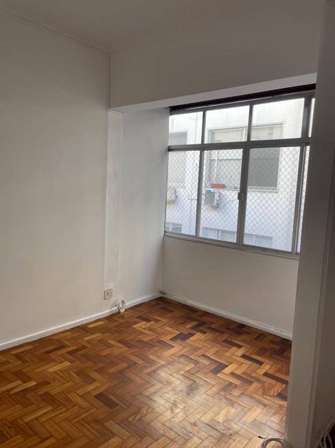 Foto 4 de Apartamento com 1 Quarto para alugar, 50m² em Leblon, Rio de Janeiro