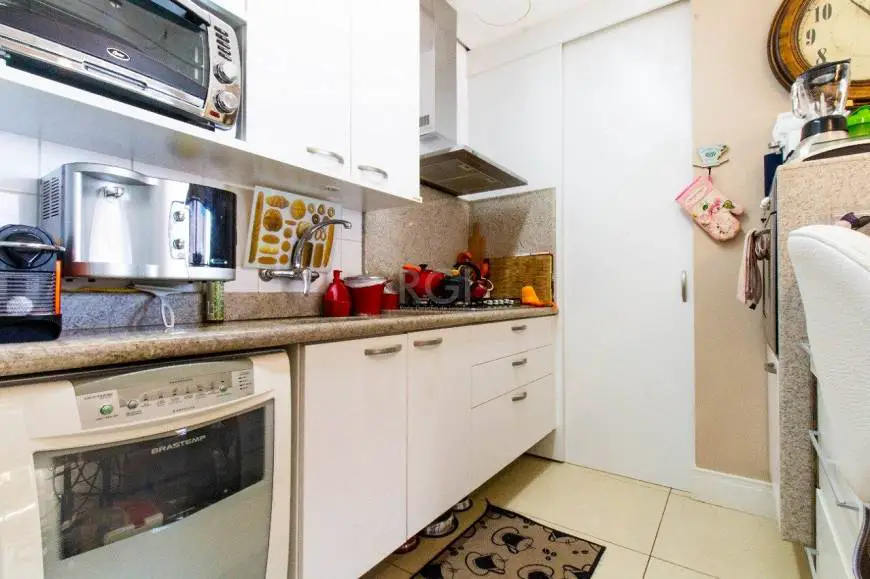 Foto 4 de Apartamento com 1 Quarto à venda, 75m² em Três Figueiras, Porto Alegre